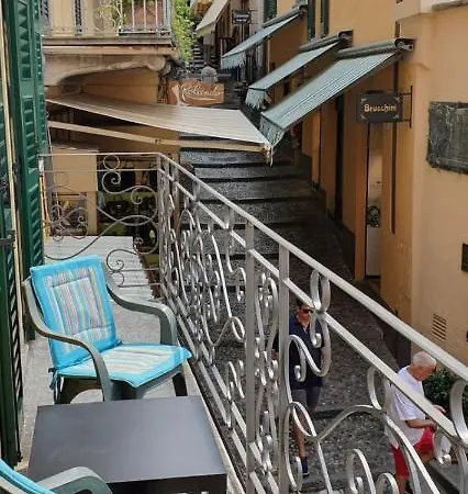 Stairway Apartment *